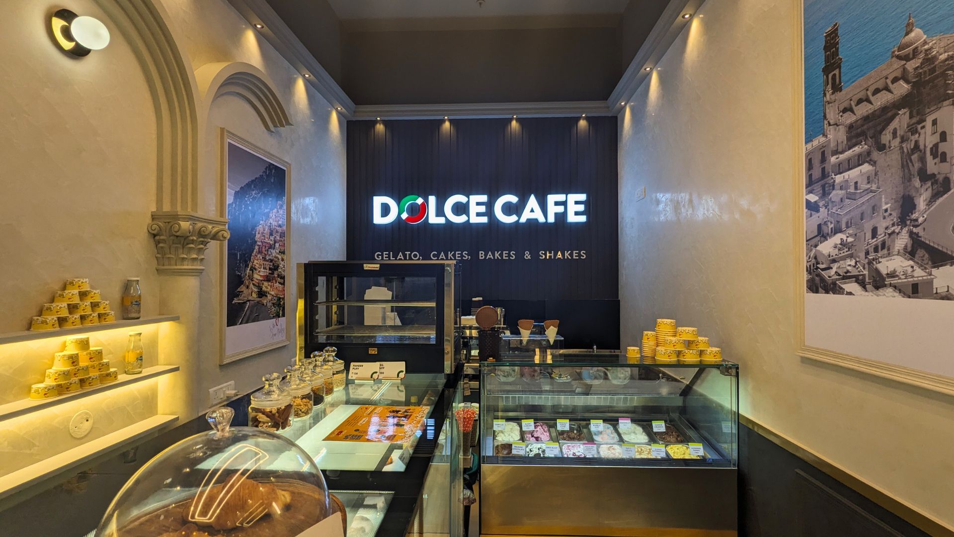 Dolce Caf&eacute;