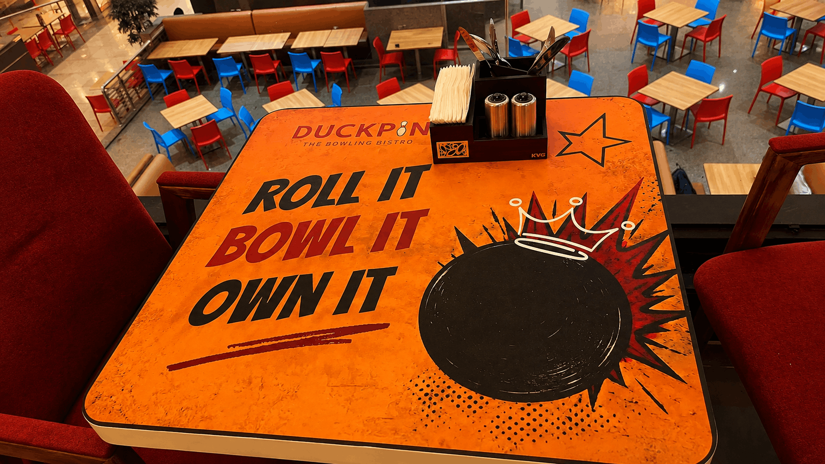 DDUCKPIN Branded Table Design