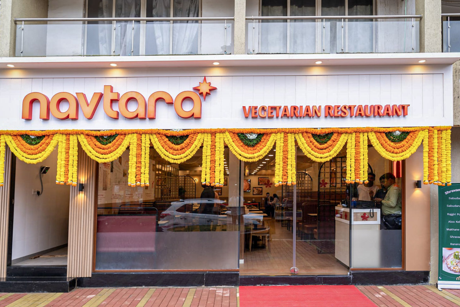 Navtara Dining Room with Booth Seating