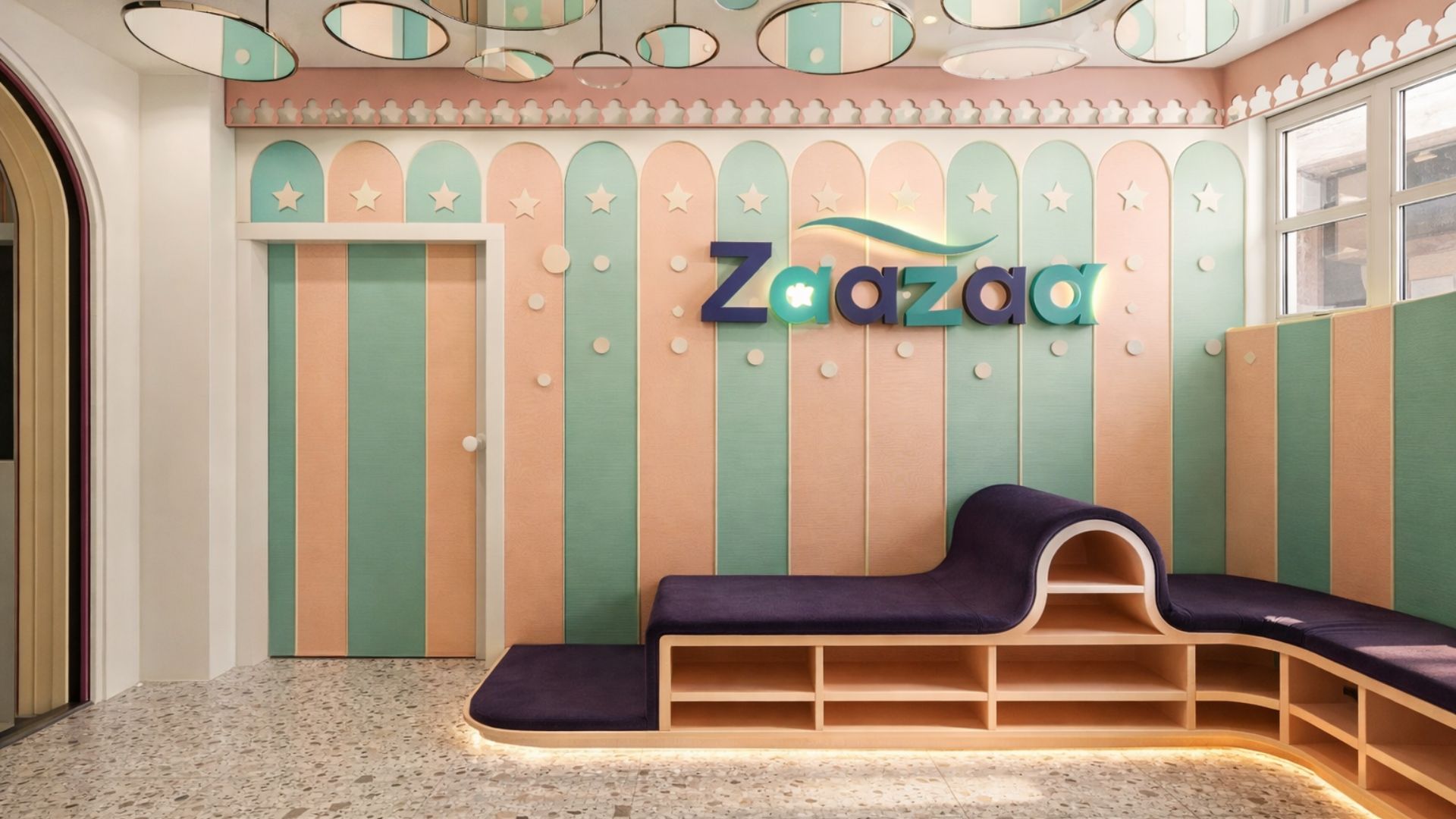 Zaazaa Lobby with Arched Walls
